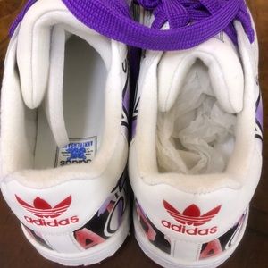 adidas Shoes - Classic adidas Shoes - Classic